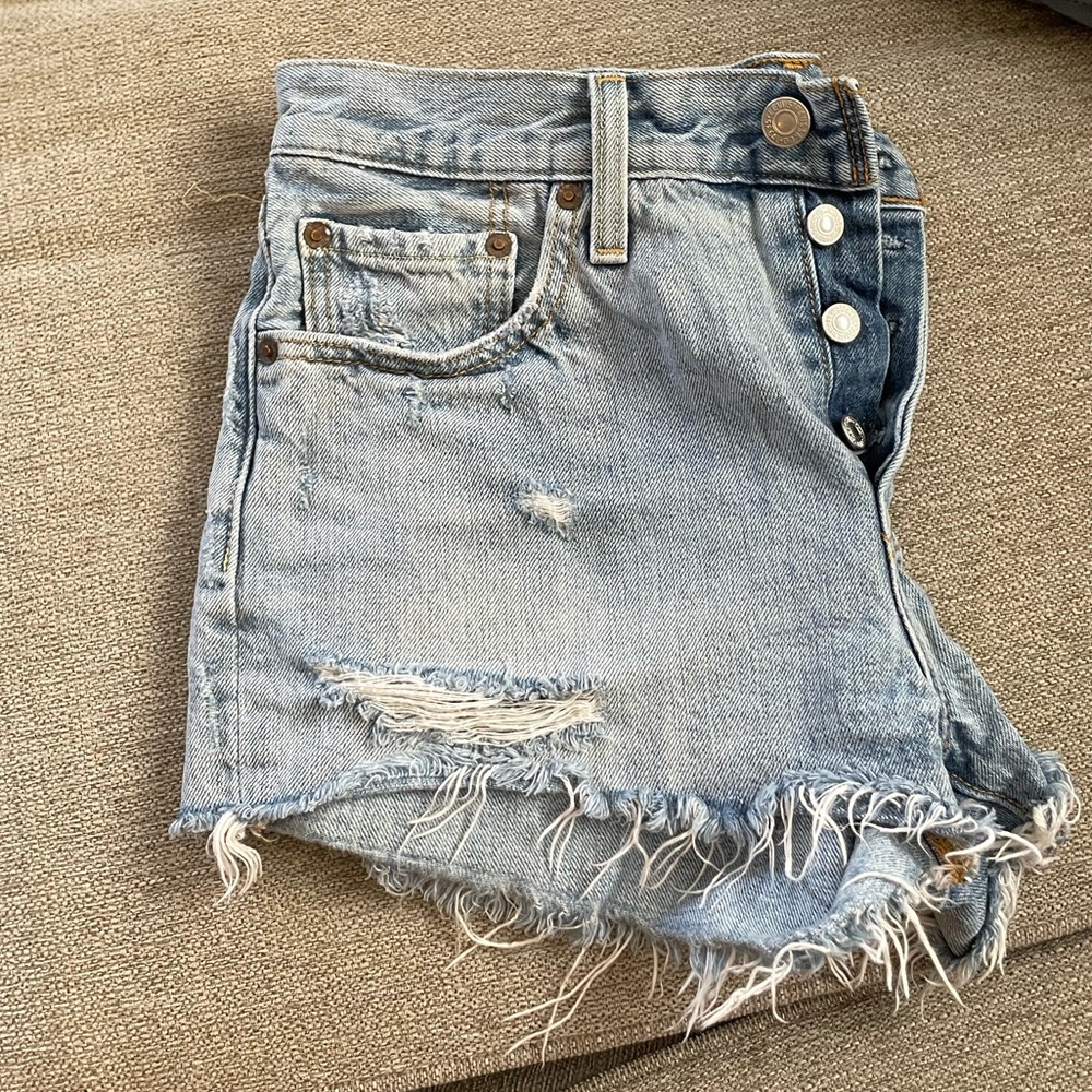 Levi’s denim shorts